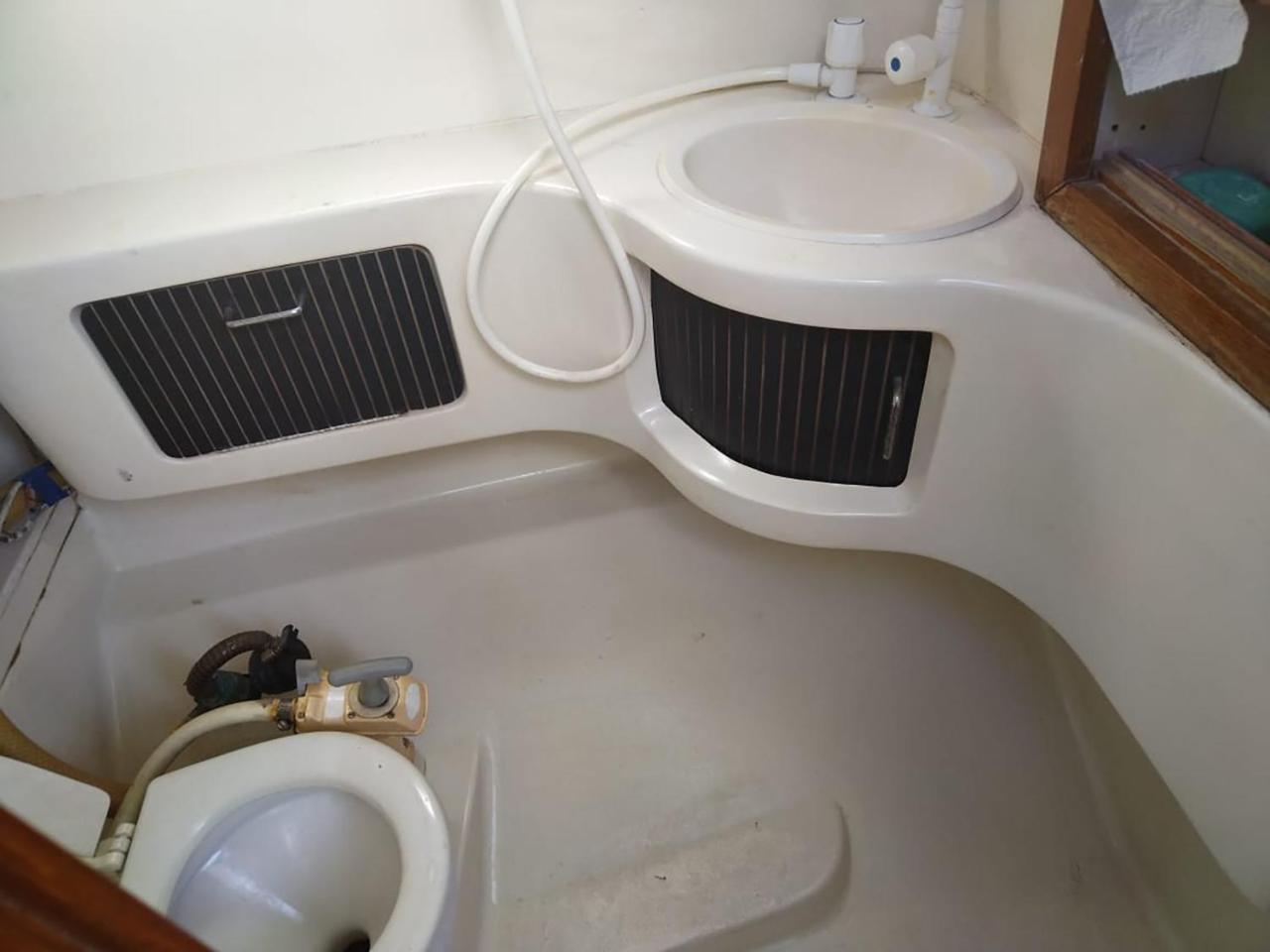 Shahin Art Charters 1