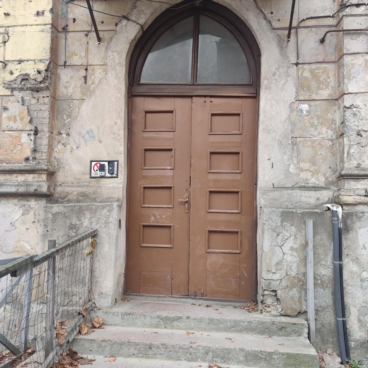 Romain Gary Apartment/Old Town 1