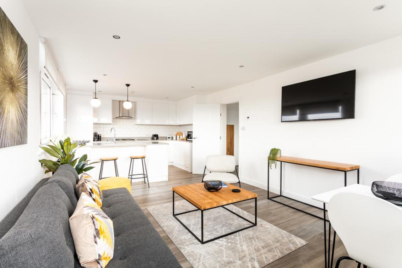 Bright London Bridge Apartment 2