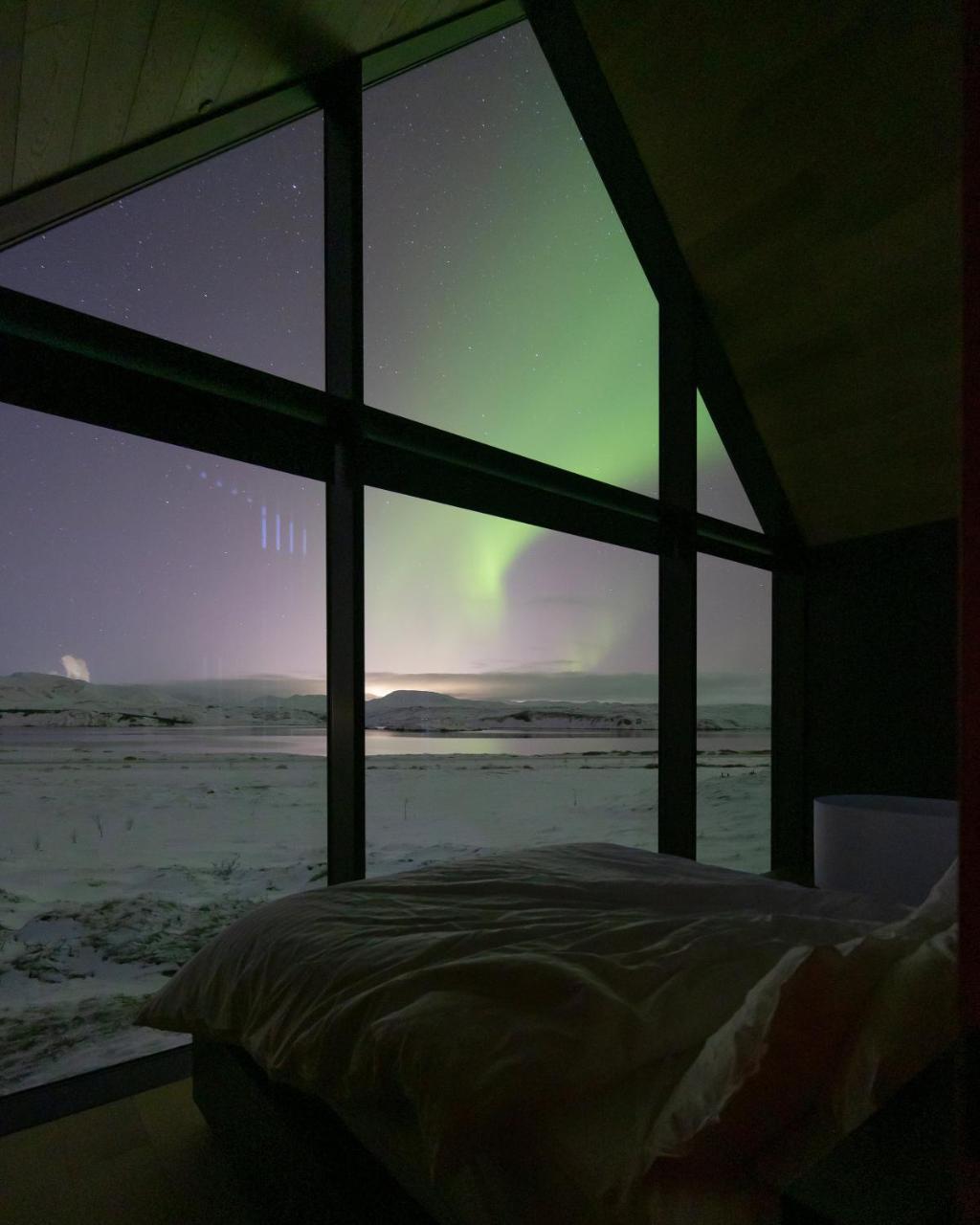 Iceland Lakeview Retreat 1