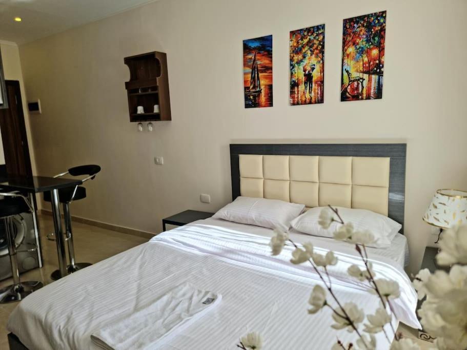 Aqua Tropical Resort Large Studio with Swimming Pools Hurghada 1