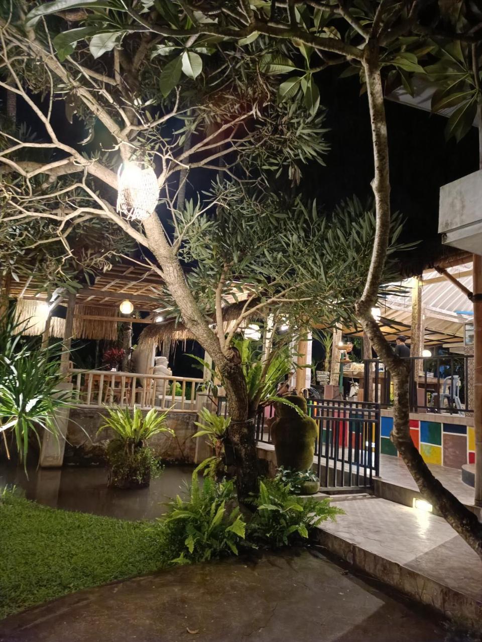 Luxury Villa Ada Padi Ubud One Bed Room 2