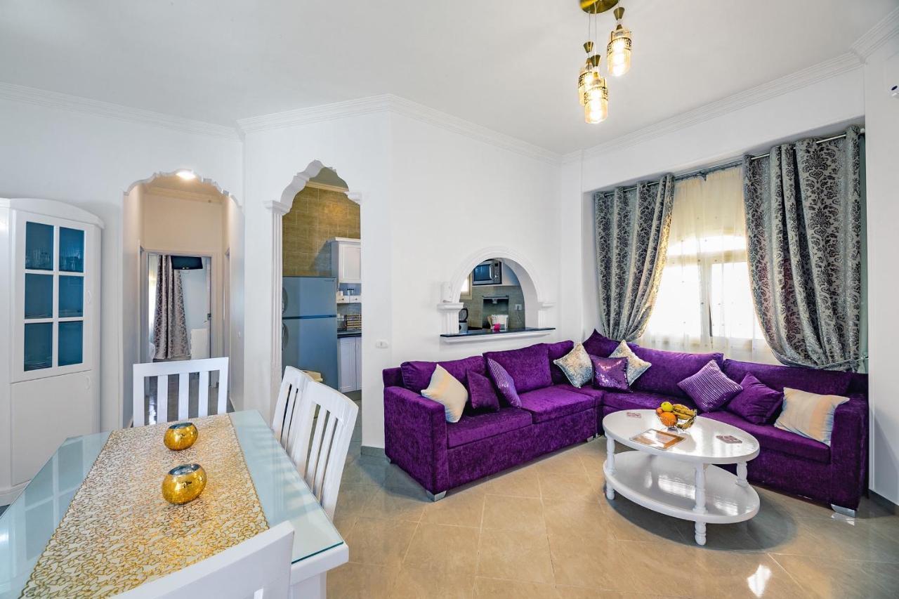 Green Garden Compound Hurgharda Poolside Luxury Ground Level Apartment 127 1