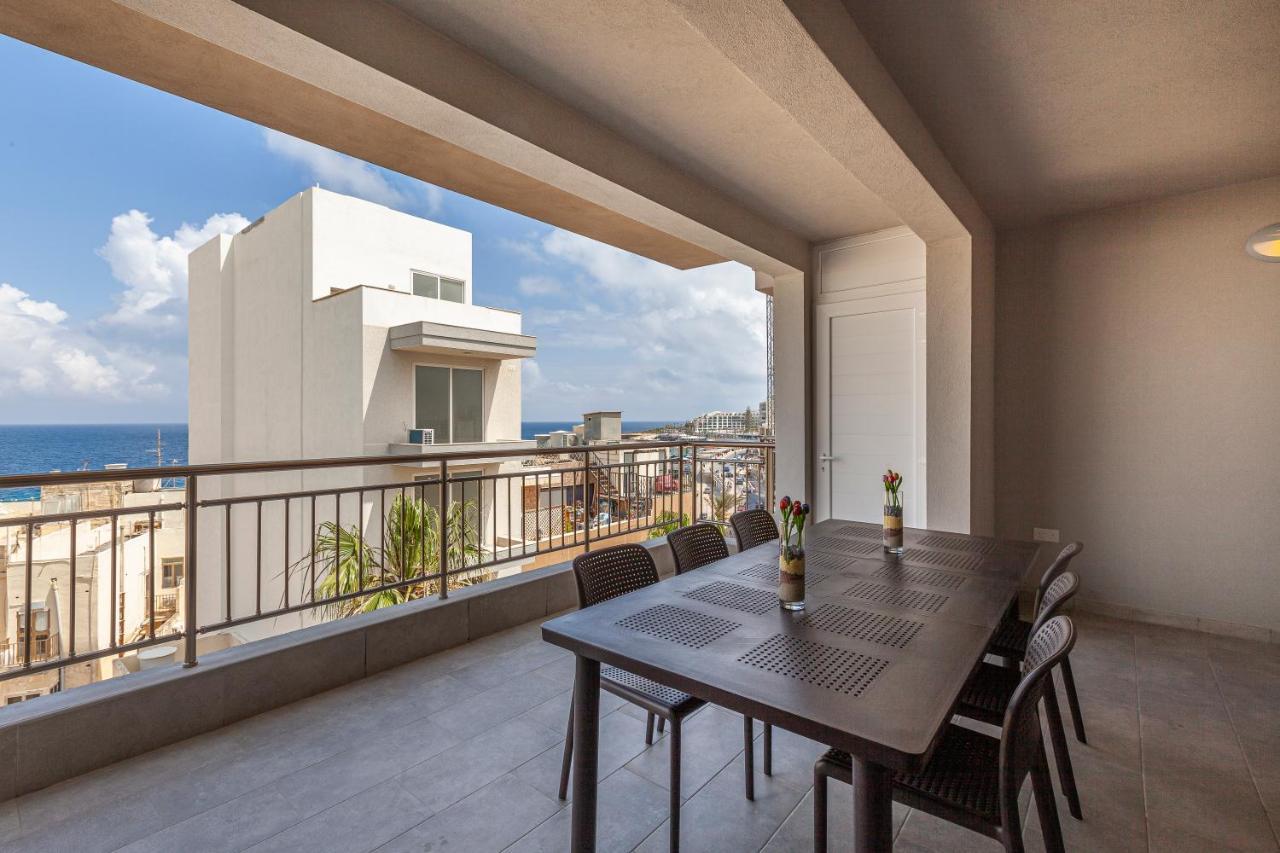 Spacious Designer Apt with Private Seaview Balcony by 360 Estates