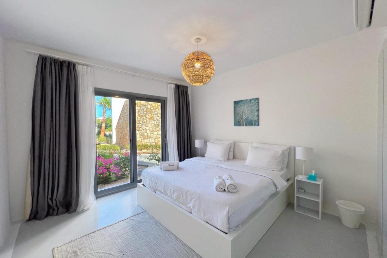 Lagoonfront Easy 1bdr Swan Lake El Gouna 1