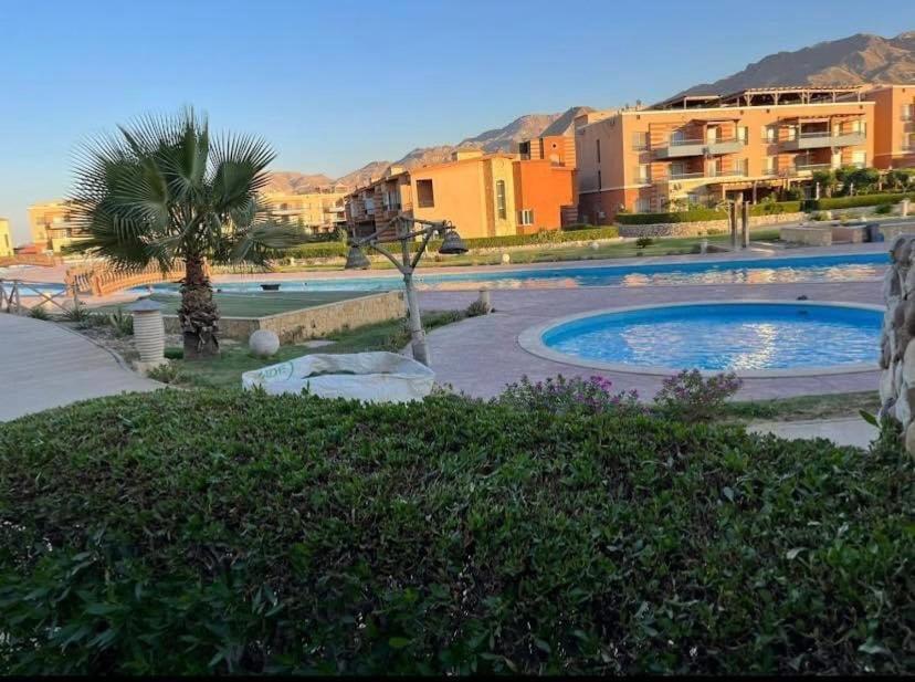 فيلا بلومار العين السخنه للعائلات 4غرف نوم Blumar El Dome 2