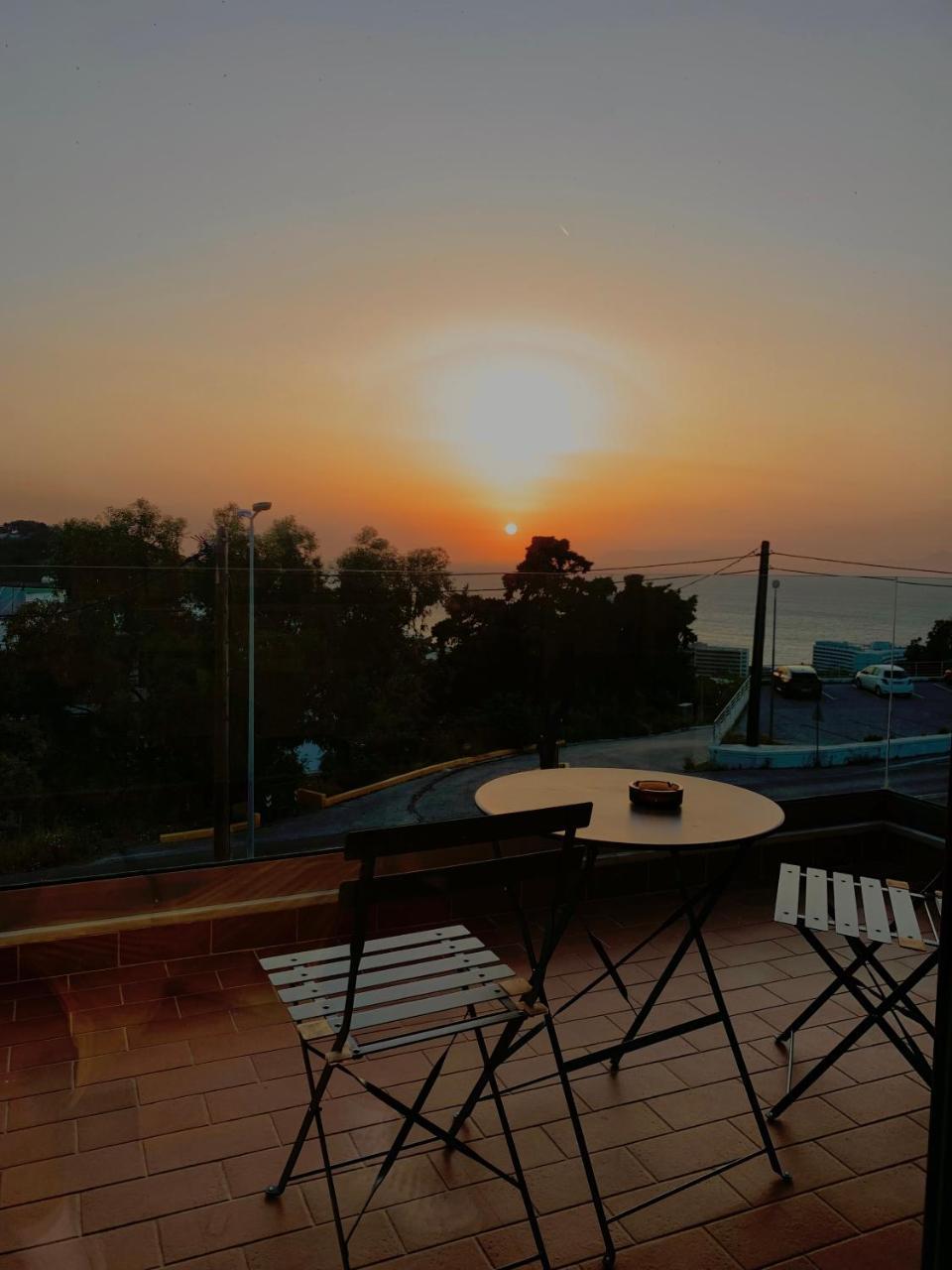 Eden Almond Tree - Luxurious Apartment with Sea View 2