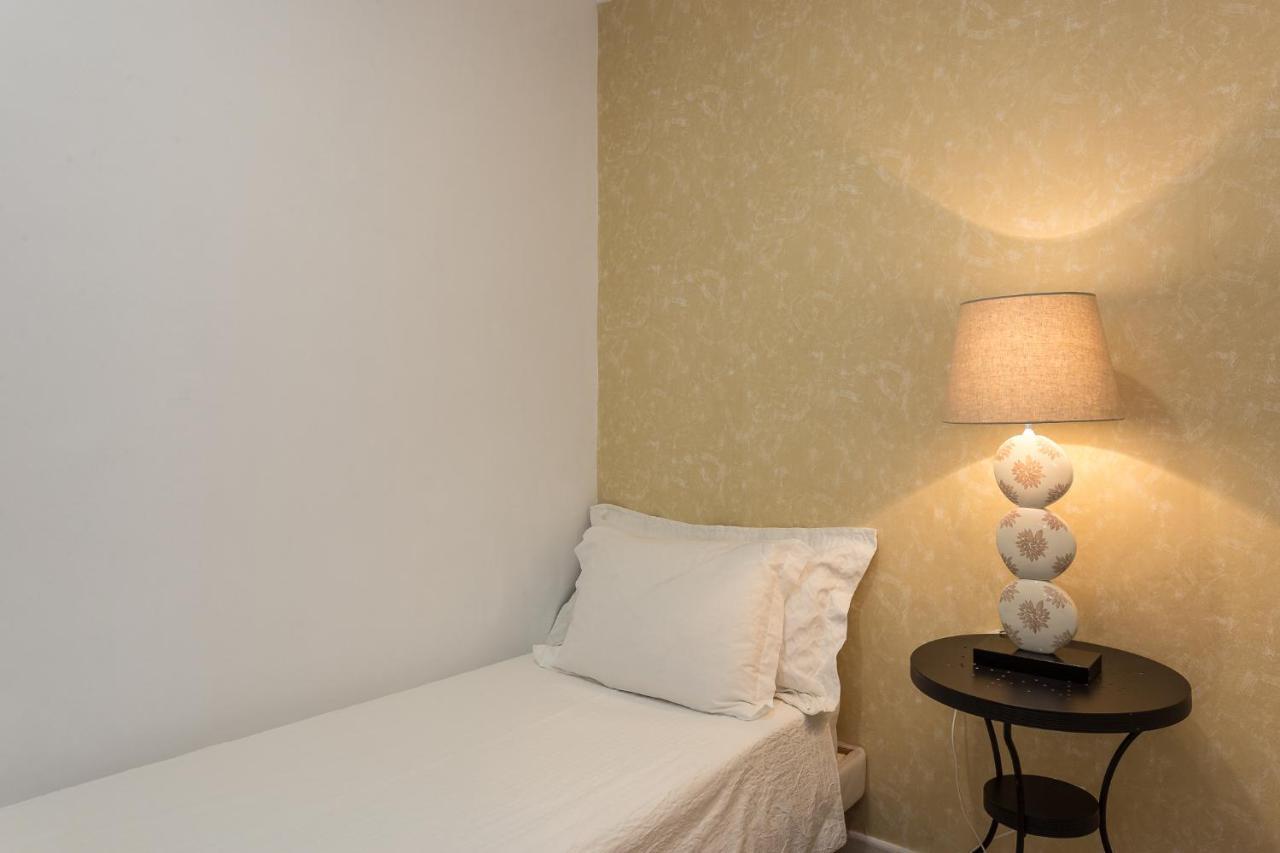 Central Avenida Liberdade 2 2