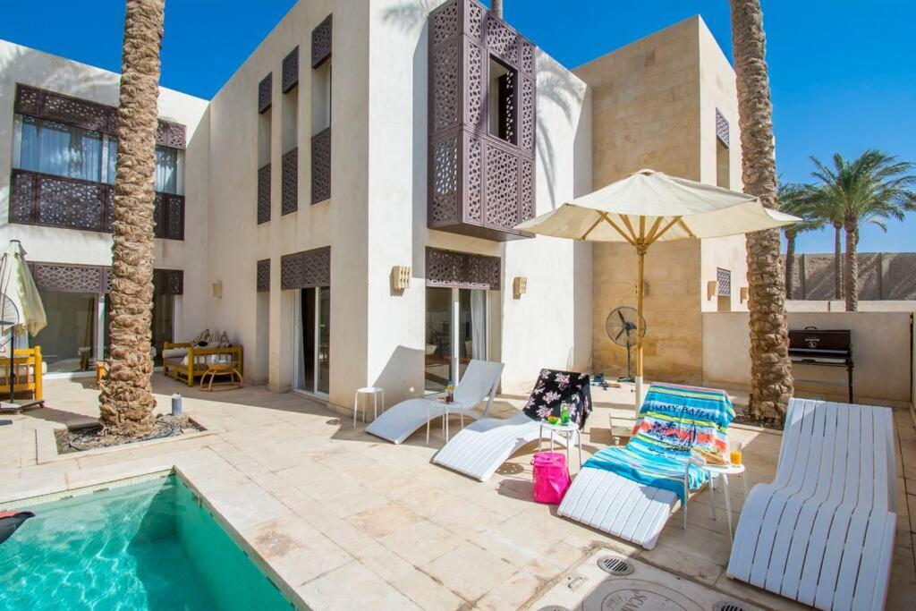 Nayah Stays, Amazing Villa with Private Pool & 5 Master Suites 1