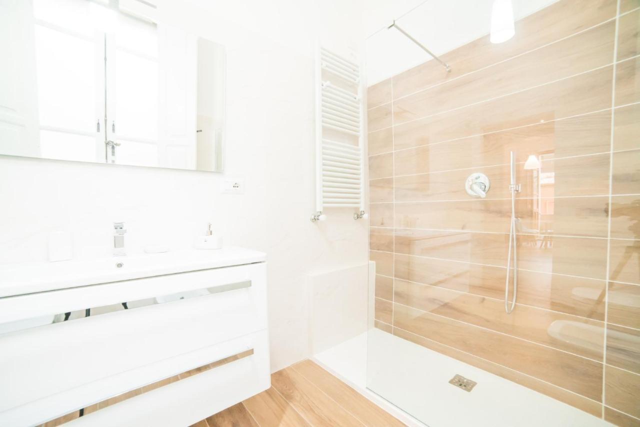 Minimalist Chic a Villanova 3bdr - 2bth - Wifi