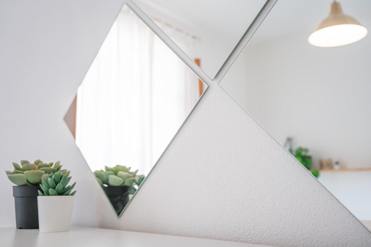 Minimalist Chic a Villanova 3bdr - 2bth - Wifi 1