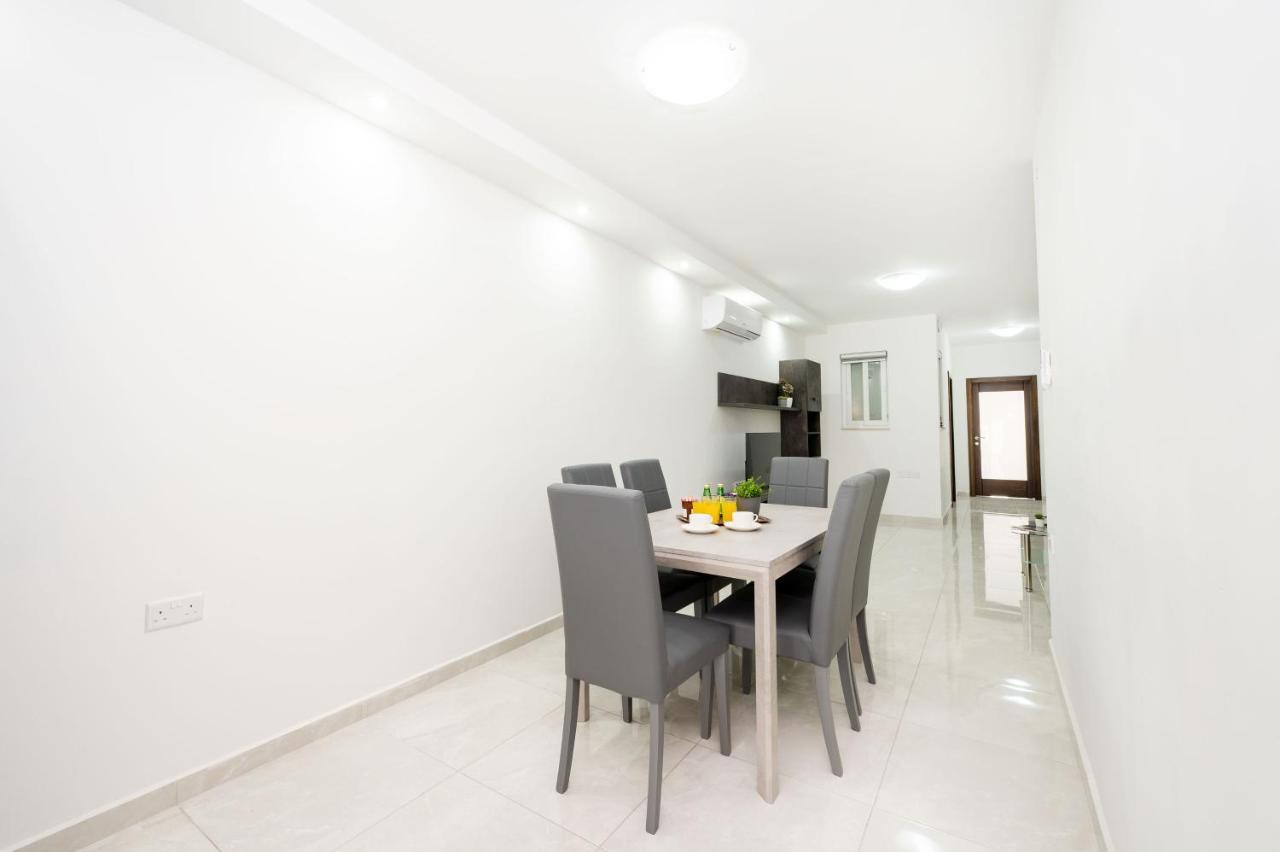 Vela BLU Apartments - Rose Court 2