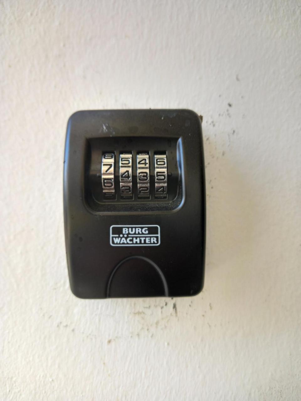 Old Town Studio Apartment 2