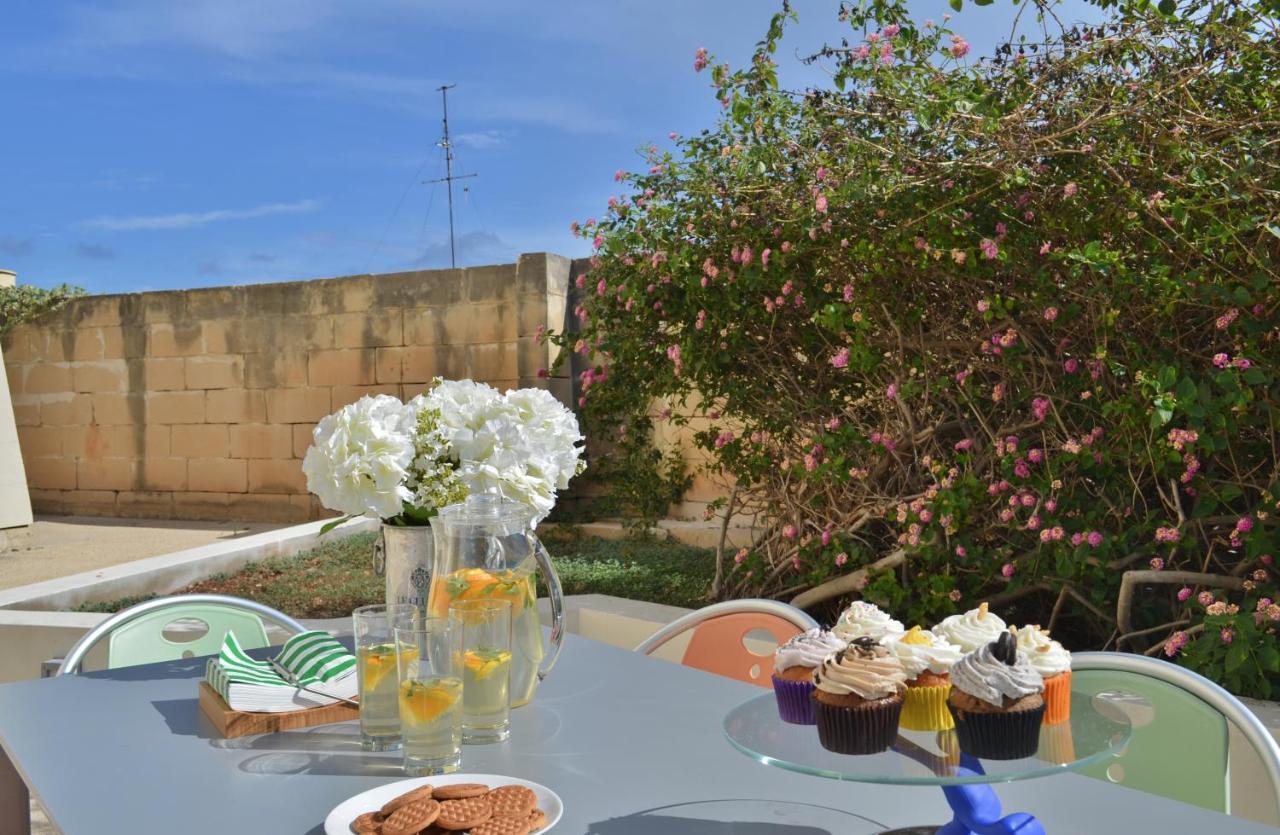 City Living Suite Tk 1 Rm 3 1