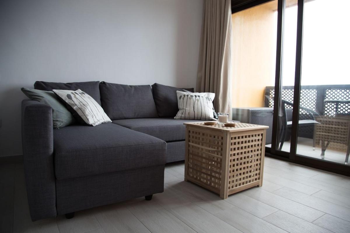 Studio with Balcony And Sea View 2