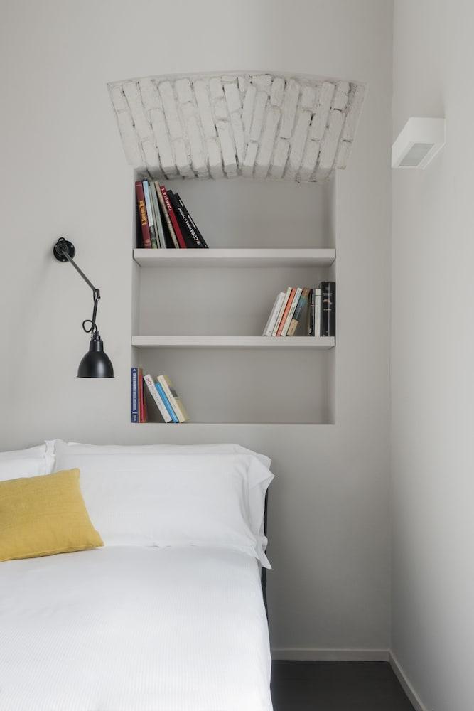 Brera Apartments in Porta Ticinese 1