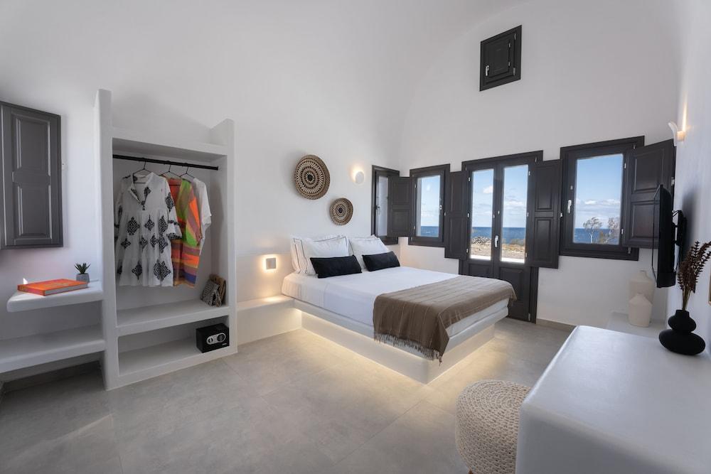 Akri Suites Vourvoulos 1