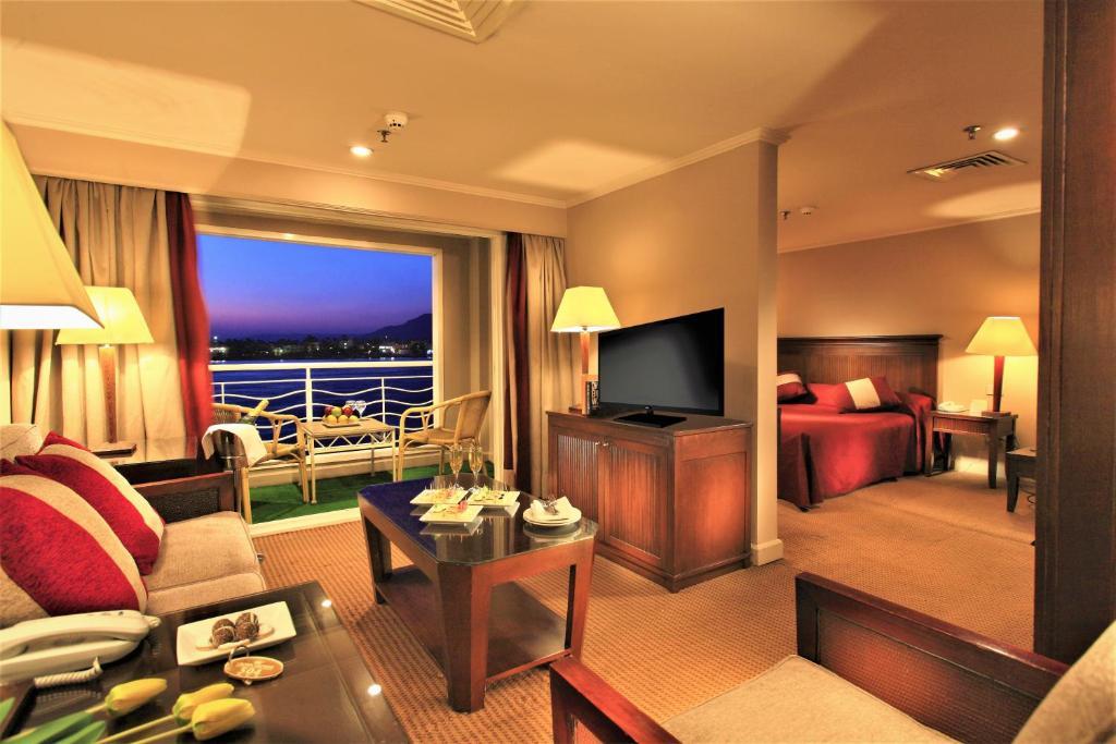 Iberotel Crown Empress Cruise 4&7 Night From Luxor 2