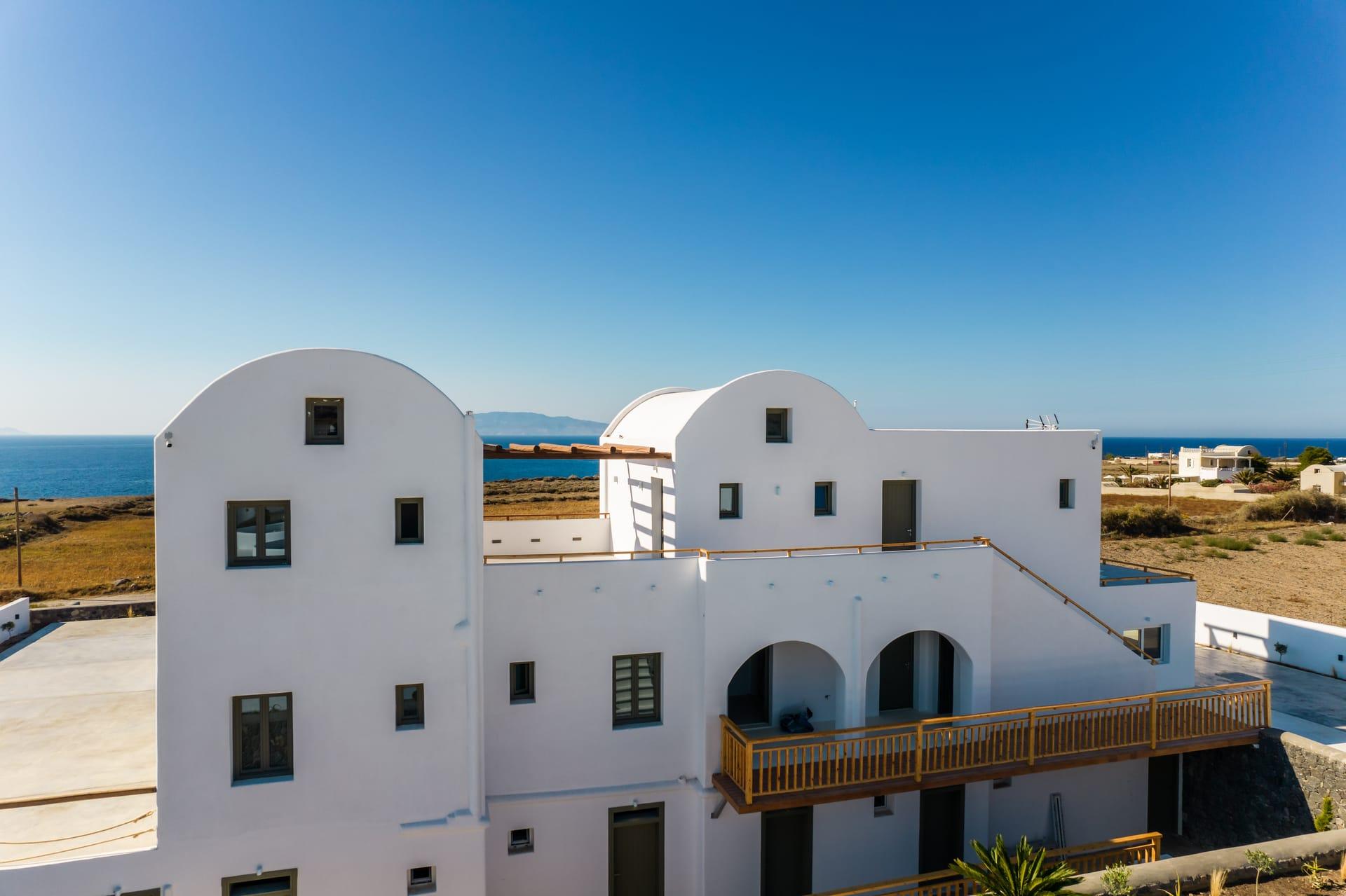 Amethyst Luxury Suites 2