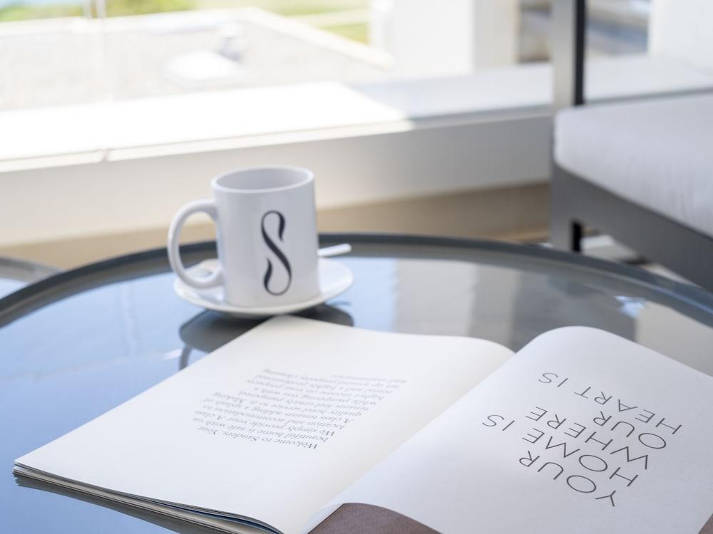 Sanders Crystal - Humble 1-Bdr Apt W Balcony